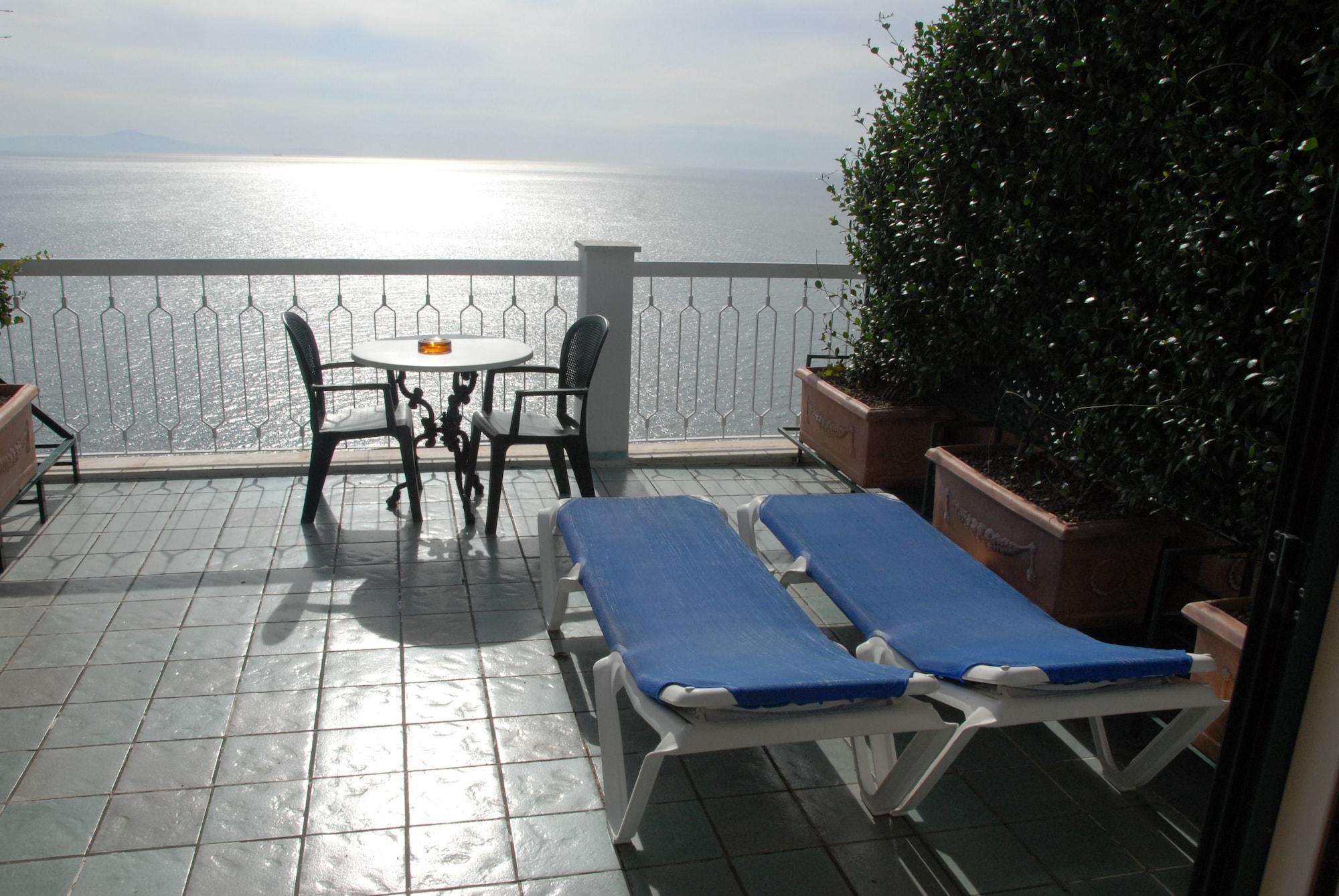 Hotel Bellevue Suite Амалфи Екстериор снимка