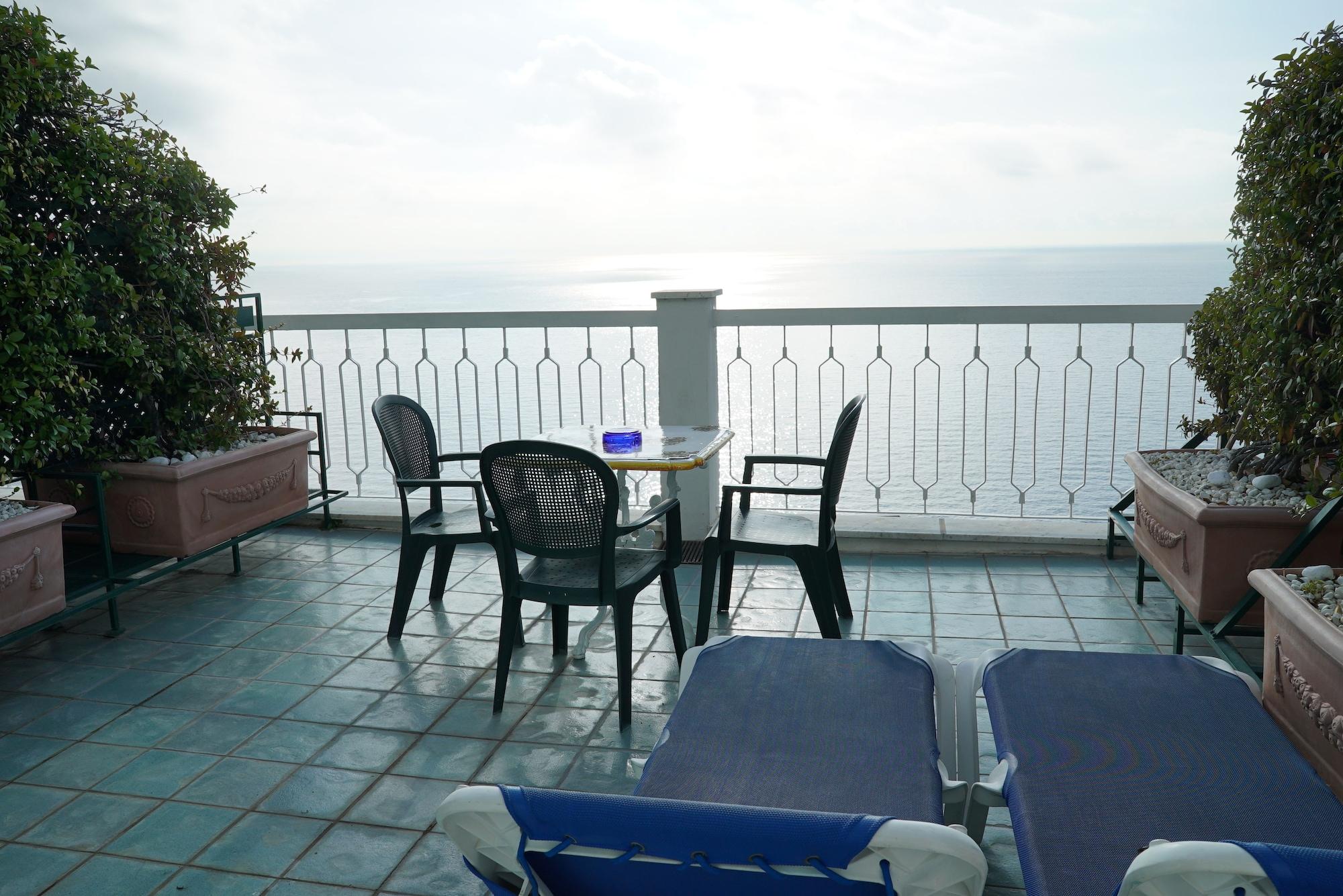 Hotel Bellevue Suite Амалфи Екстериор снимка