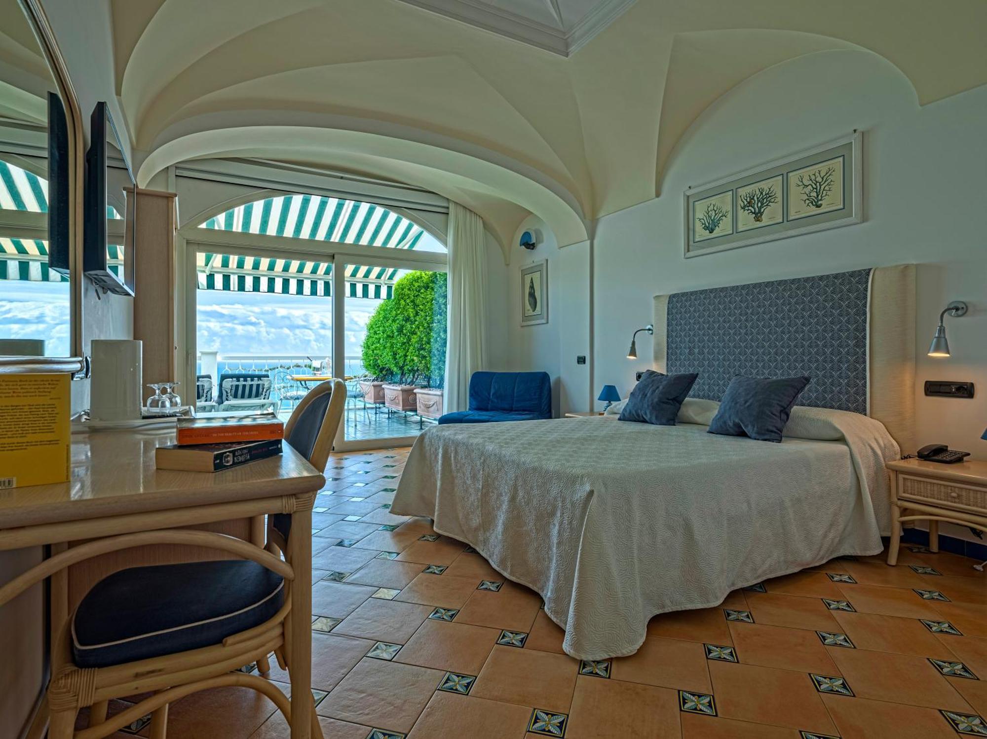 Hotel Bellevue Suite Амалфи Екстериор снимка
