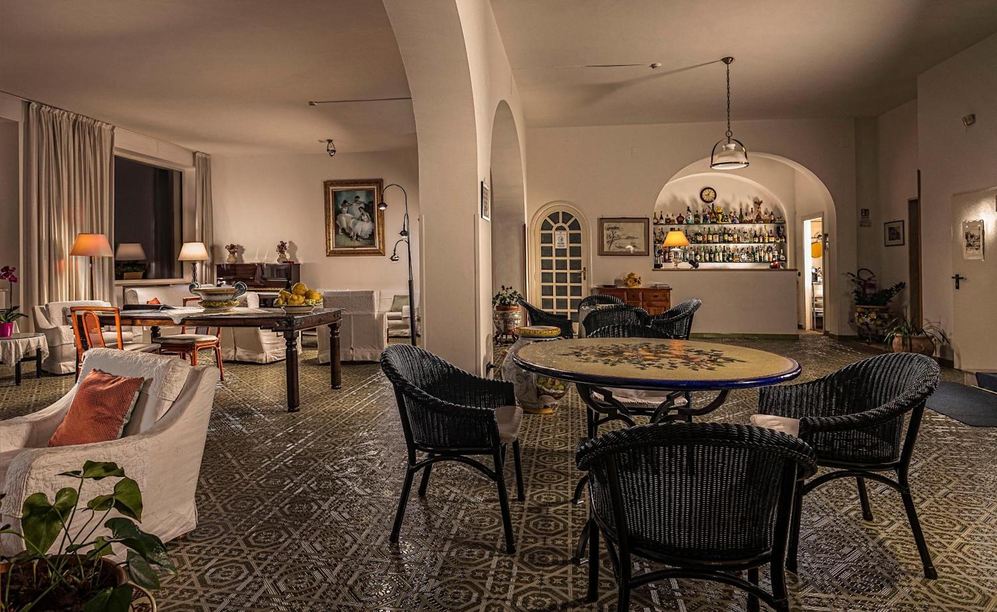 Hotel Bellevue Suite Амалфи Екстериор снимка
