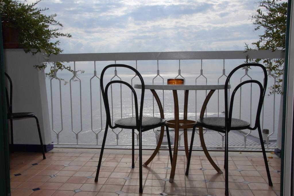 Hotel Bellevue Suite Амалфи Екстериор снимка